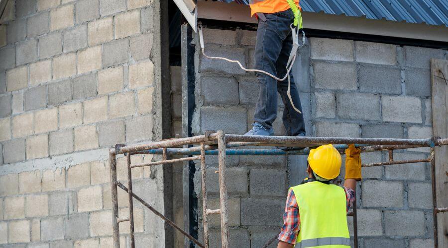 Expert Emergency Roof Repairs services in Redford, TX